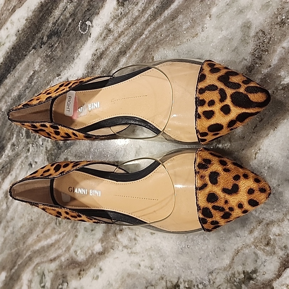 Leapord pbc flats
